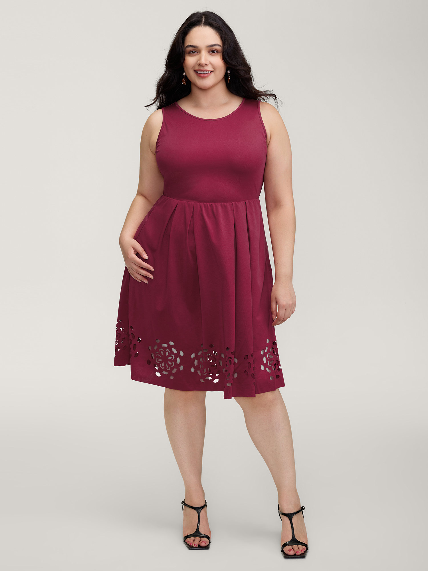 BloomChic Women's Plus Size Laser Cut Hem Backless Tie Midi Dress Scarlet Synthetic texture Knee Everyday-Elegant 10/M