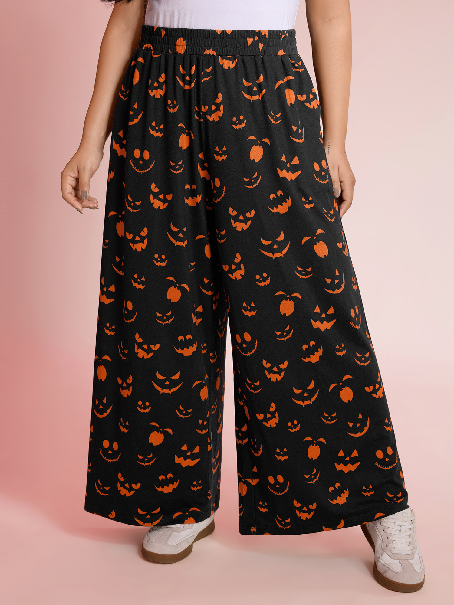 BloomChic Women's Plus Size Carved Pumpkin Halloween Wide-Leg Pants BlackFlower Wide leg Mid Rise 10/M