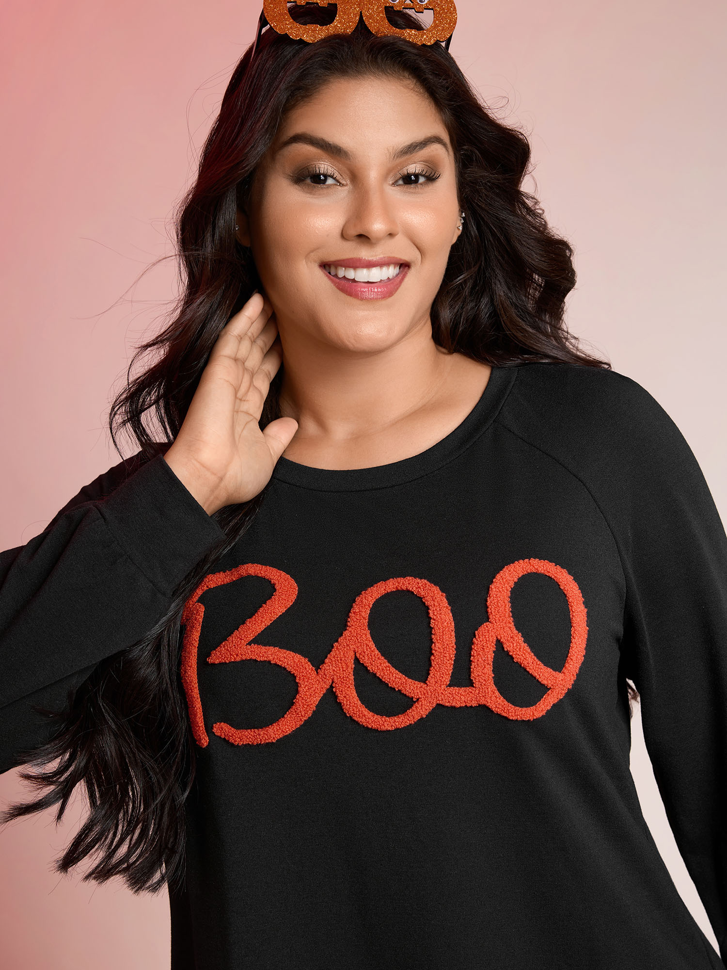 BloomChic Women's Plus Size Boo-tiful Embroidery Towel Texture Sweatshirt Black Letter Everyday-Casual 10/M