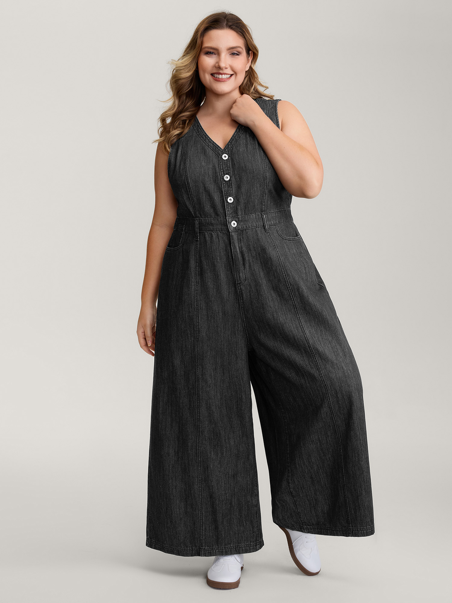 BloomChic Women's Plus Size Button Placket Pockets Denim Jumpsuit Acidwashblack Casual Button No stretch 10/M-image-47387290566826