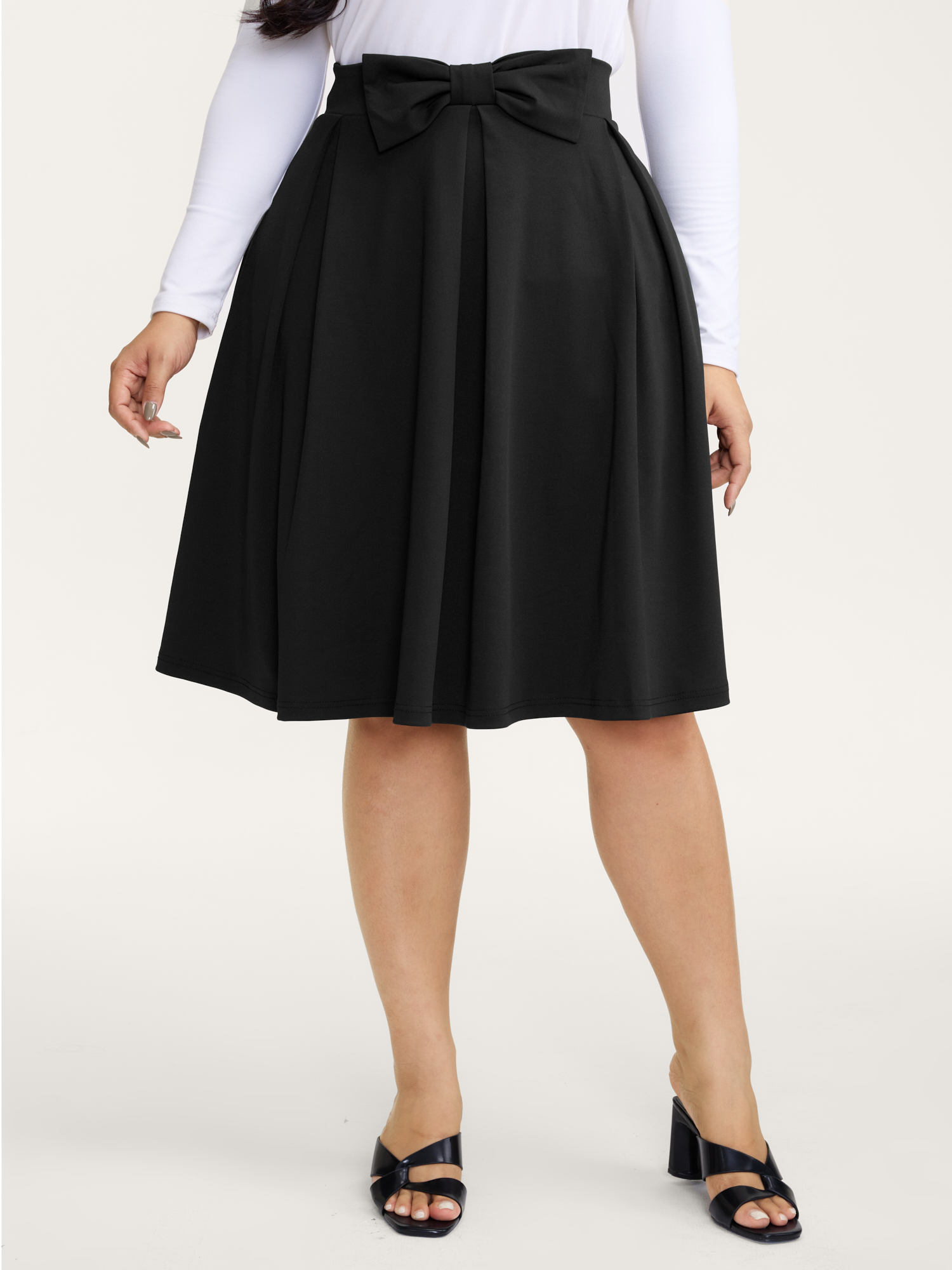Plus Size Stretchy Bow Detail Pleated Midi Skirt - Curve Women's Black A-line High Rise Comfort Waist Fit Side Pocket Skirts 14/M