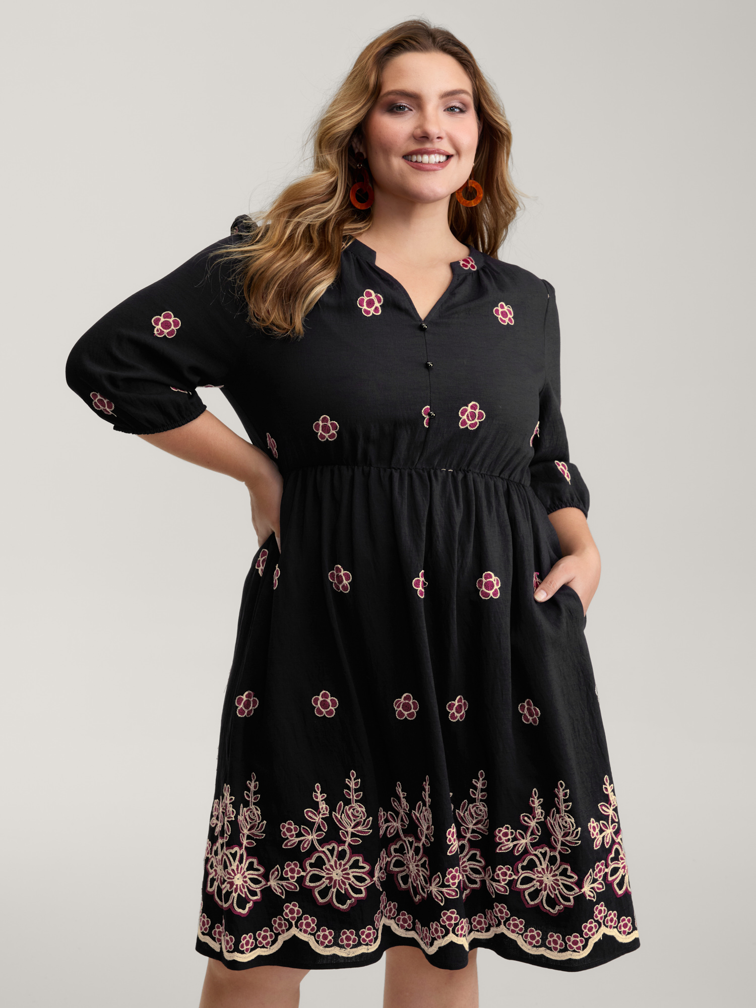 BloomChic Women's Plus Size Floral Embroidery Notched Collar Knee-Length Dress Black Bohemian print Knee Vacation 10/M