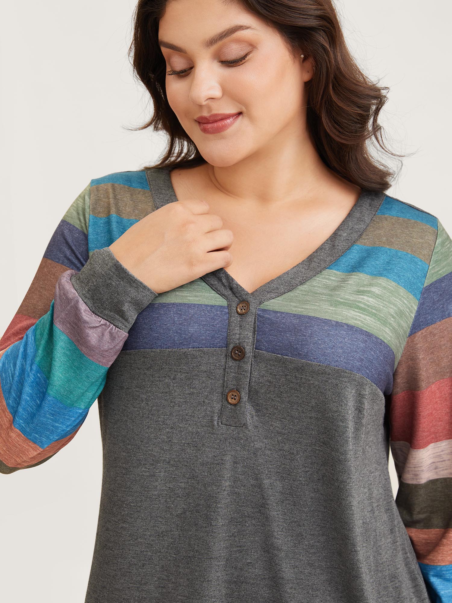 BloomChic Women's Plus Size Colorblock Contrast V Neck Button Up T-shirt Multicolor Stripes Everyday-Casual Long Sleeve V-Neck 10/M