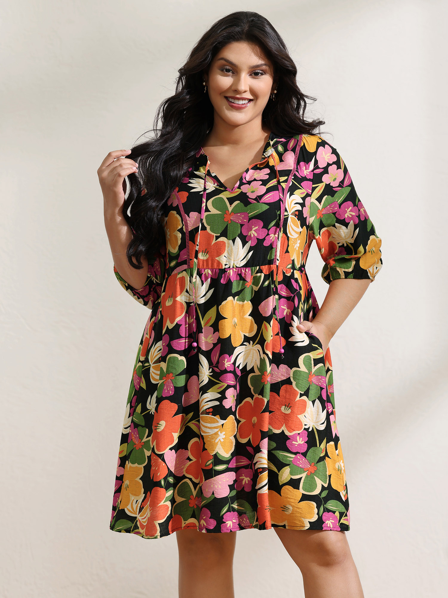 BloomChic Women's Plus Size Colorful Floral Print Beaded A-Line Mini Dress Black Floral Knee Everyday-Casual 14-16/1X