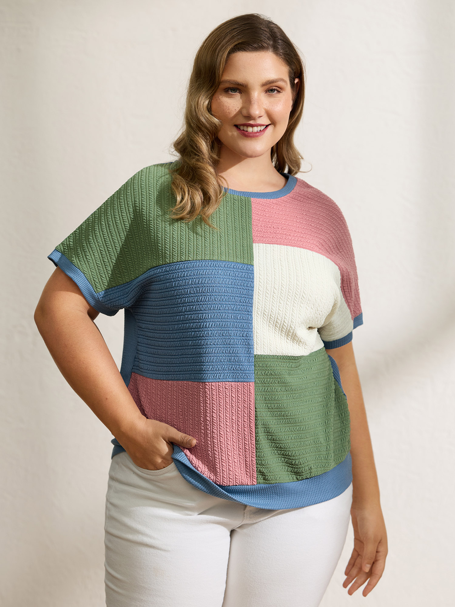 BloomChic Women's Plus Size Colorblock Textured Round Neck T-Shirt Multicolor Geometric Everyday-Casual Short sleeve 10/M