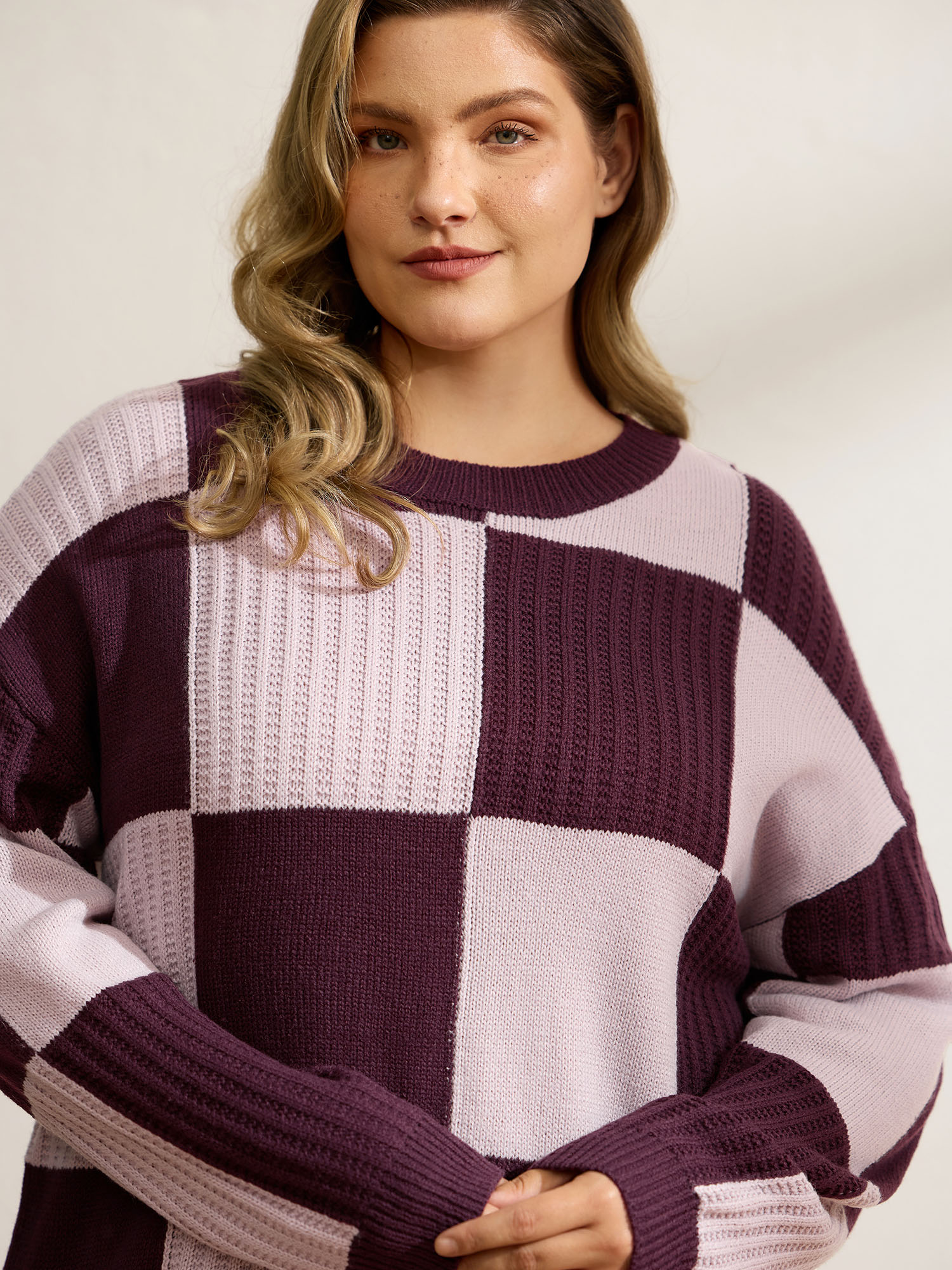 BloomChic Women's Plus Size Colorblock Tissue Textured Drop Shoulder Pullover RedViolet not graphics Long Sleeve Round Neck 10/M