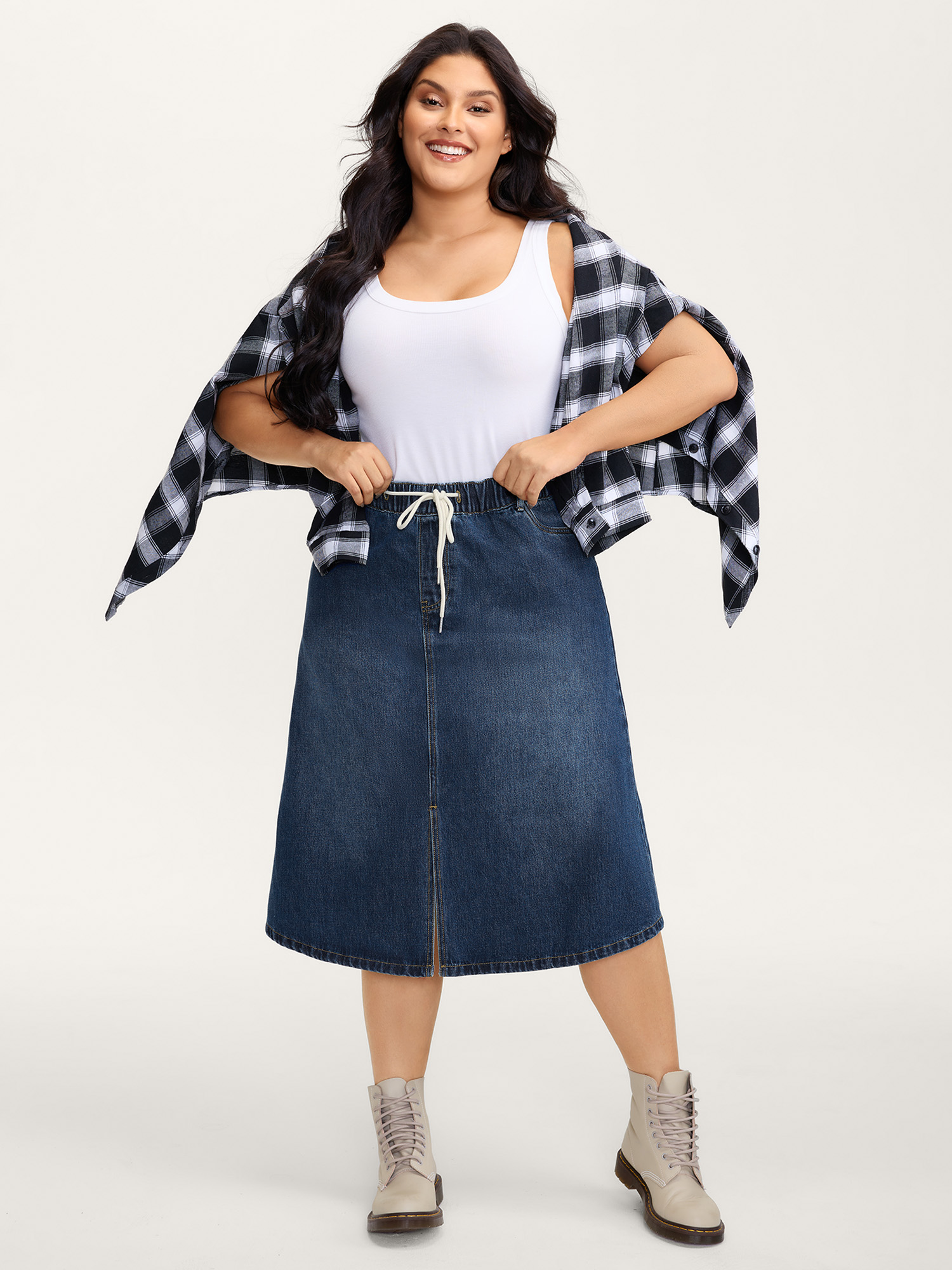 BloomChic Women's Plus Size Drawstring Front Slit Stretchy Waist Midi Denim Skirt Bluevintage Elastic Waist No stretch Mid Rise 10/M