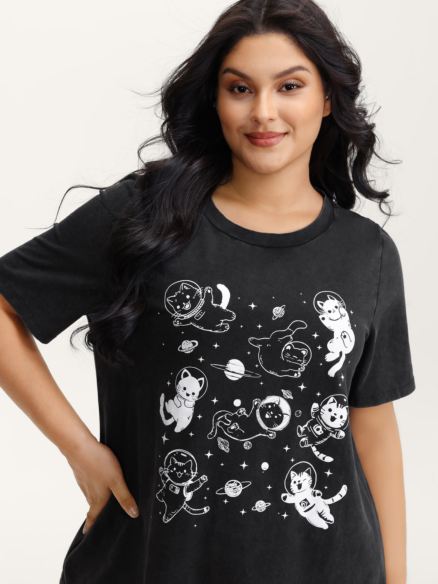 BloomChic Plus Size Pure Cotton Astronomer Cat Print T-Shirt - Women's Black Solid Round Neck Comfort Midsection Fit Short sleeve Americana Daily T-shirts 16/L