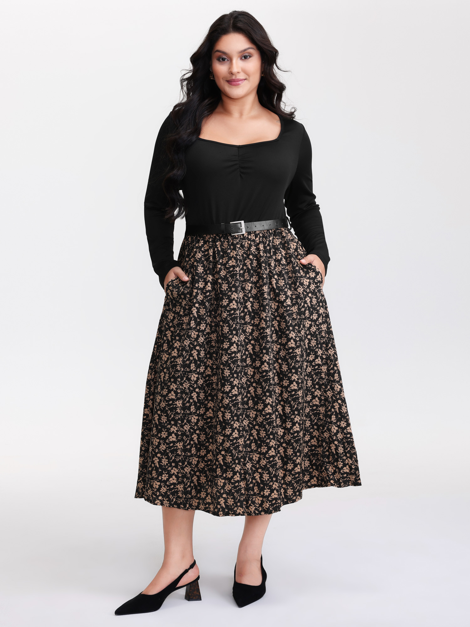BloomChic Women's Plus Size Floral Ruched Detachable Belt Maxi Dress Black Ditsy Floral Midi Everyday-Elegant Colorblock 22-24/3X