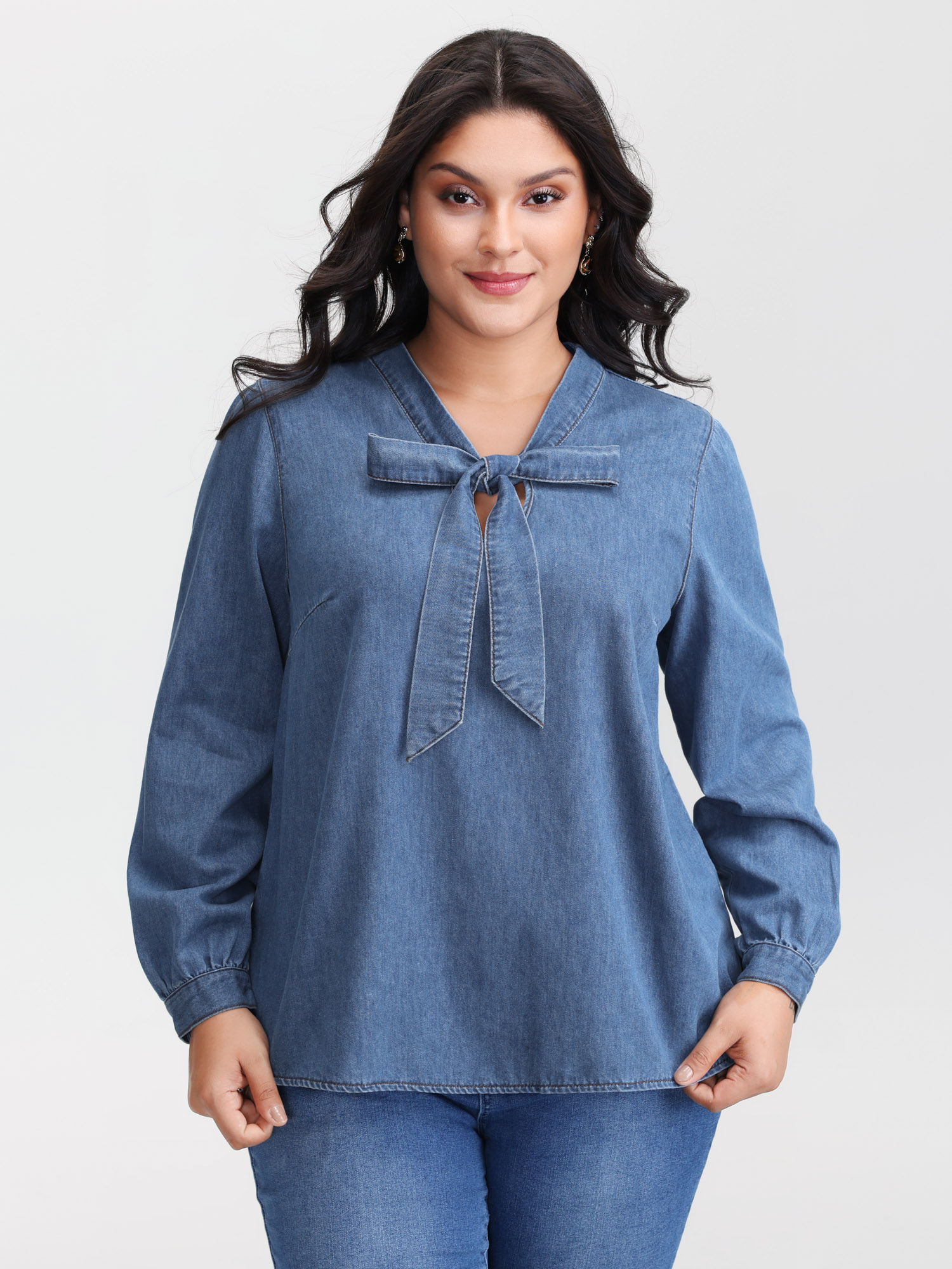 BloomChic Women's Plus Size Adjustable Tie Collar Denim Top Denimblue Extra Long Sleeve Everyday-Casual 10/M