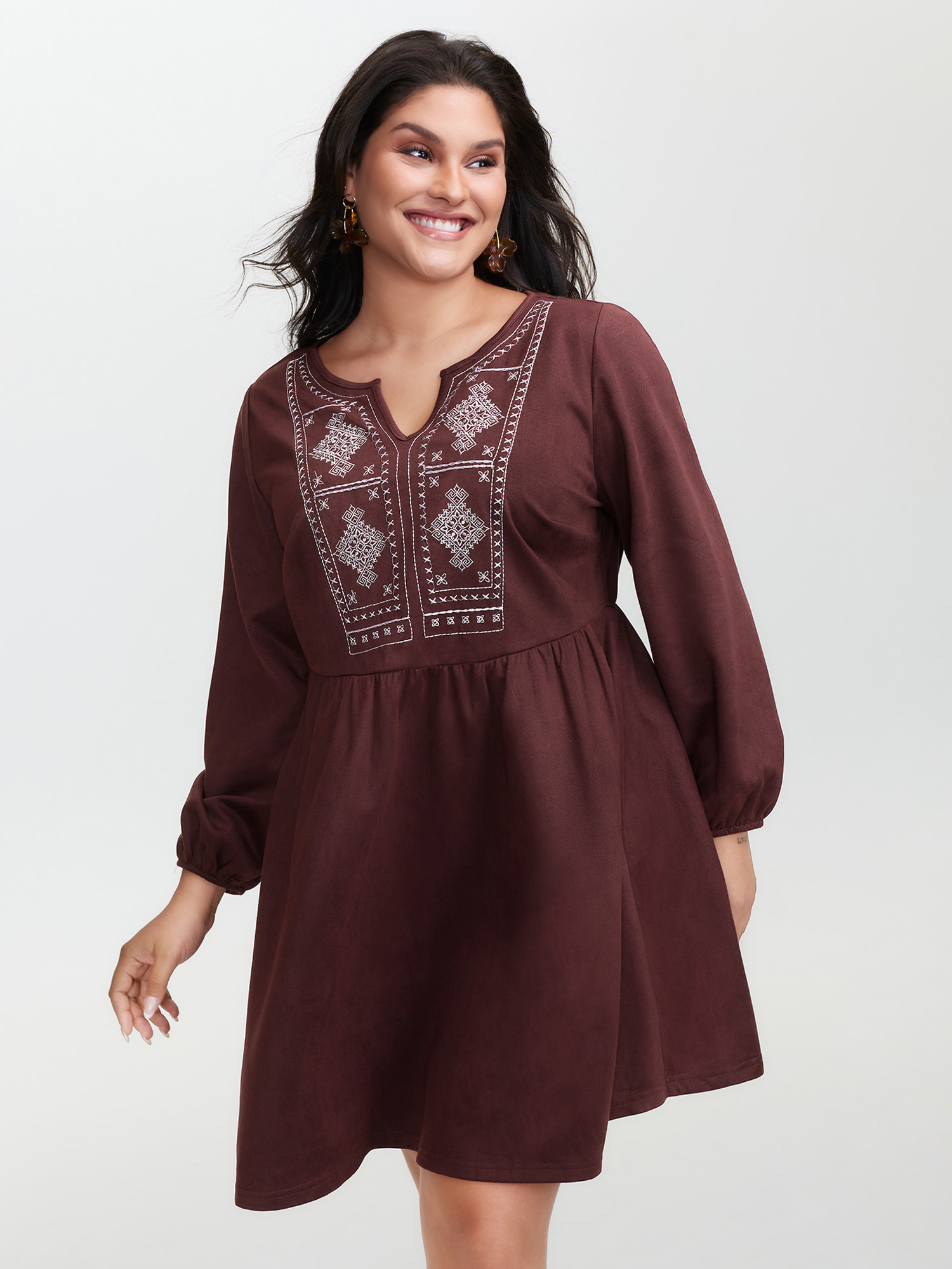 BloomChic Women's Plus Size Boho Embroidery Notched Neckline Mini Dress Maroon Short Vacation Embroidered 22-24/3X