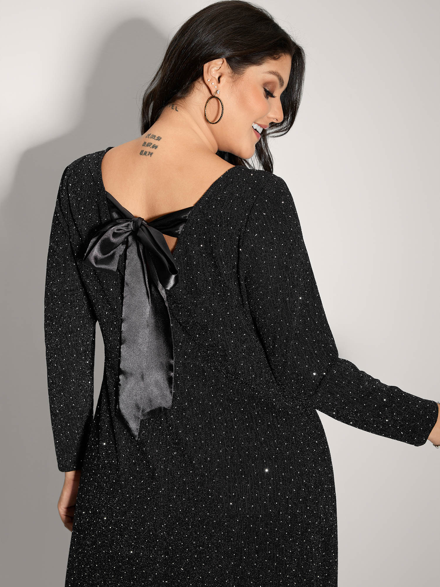 BloomChic Plus Size Metallic Detail Shimmery Back Bow Midi Dress - Curve Ladies Black Formal Long Sleeve Solid Daily Dresses 16/L