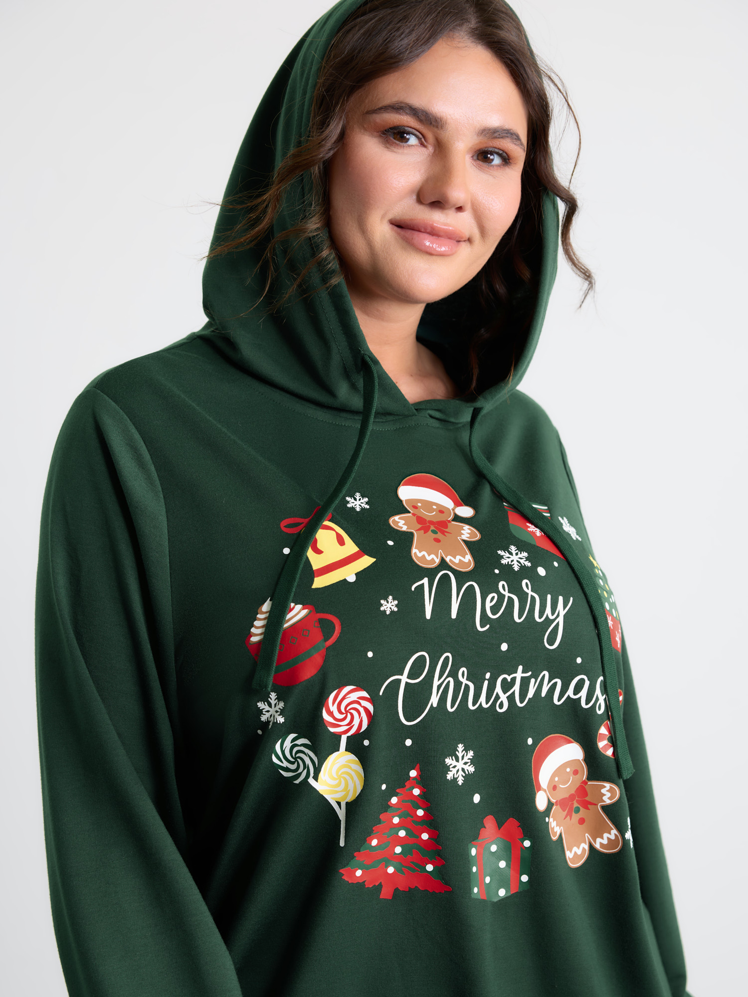 BloomChic Women's Plus Size Supersoft Happy Holidays Hoodie DarkGreen Graphic-Christmas Everyday-Casual Hooded Neck 10/M