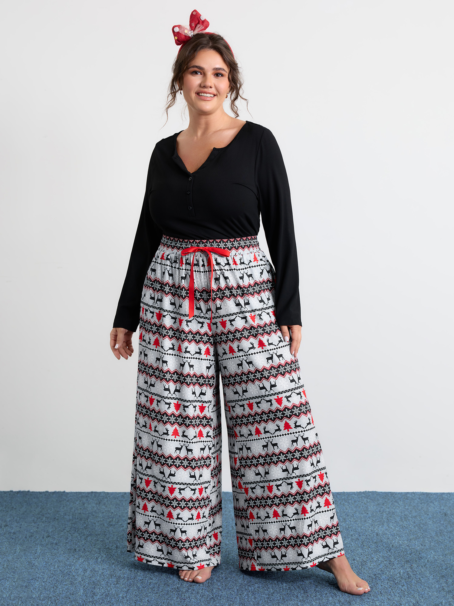 BloomChic Women's Plus Size Festive Print Color Contrast Drawstring Lounge Bottoms Multicolor Full 10/M