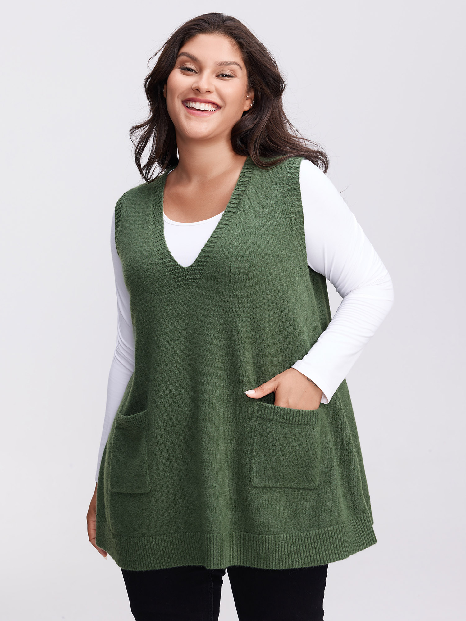 BloomChic Women's Plus Size Solid V-Neck Pocket Sweater Vest Hunter Green not graphics Sleeveless V-Neck 10/M