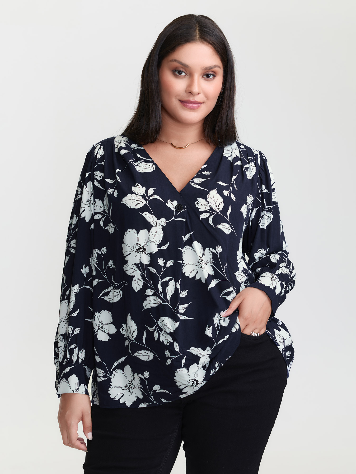 BloomChic Women's Plus Size Silhouette Flower Pleated Shoulder Blouse Indigo Floral Office Long Sleeve 10/M