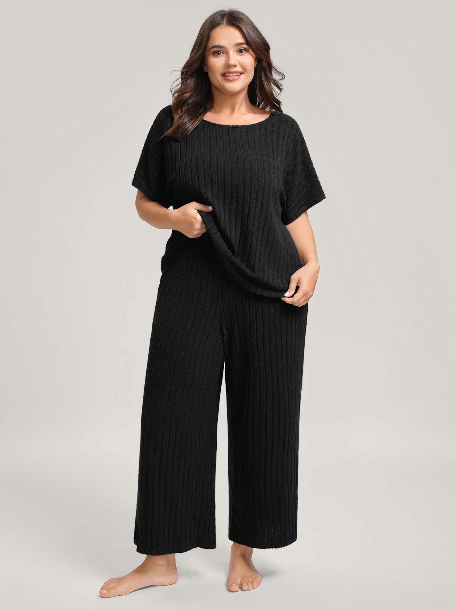 BloomChic Women's Plus Size Stretchy Pit Strip Solid Loungewear Set Black Solid Short sleeve Non 18-20/2X-image-48075057430698