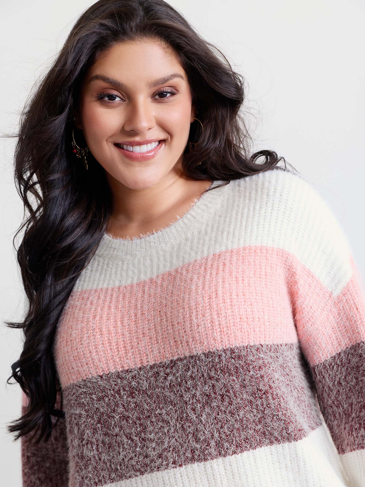 BloomChic Plus Size Colorblock Faux Mink Fur Pullover - Curve Women's Winter Round Neck Boxy Colorblock Crepe Sleeve Pullovers 16/L