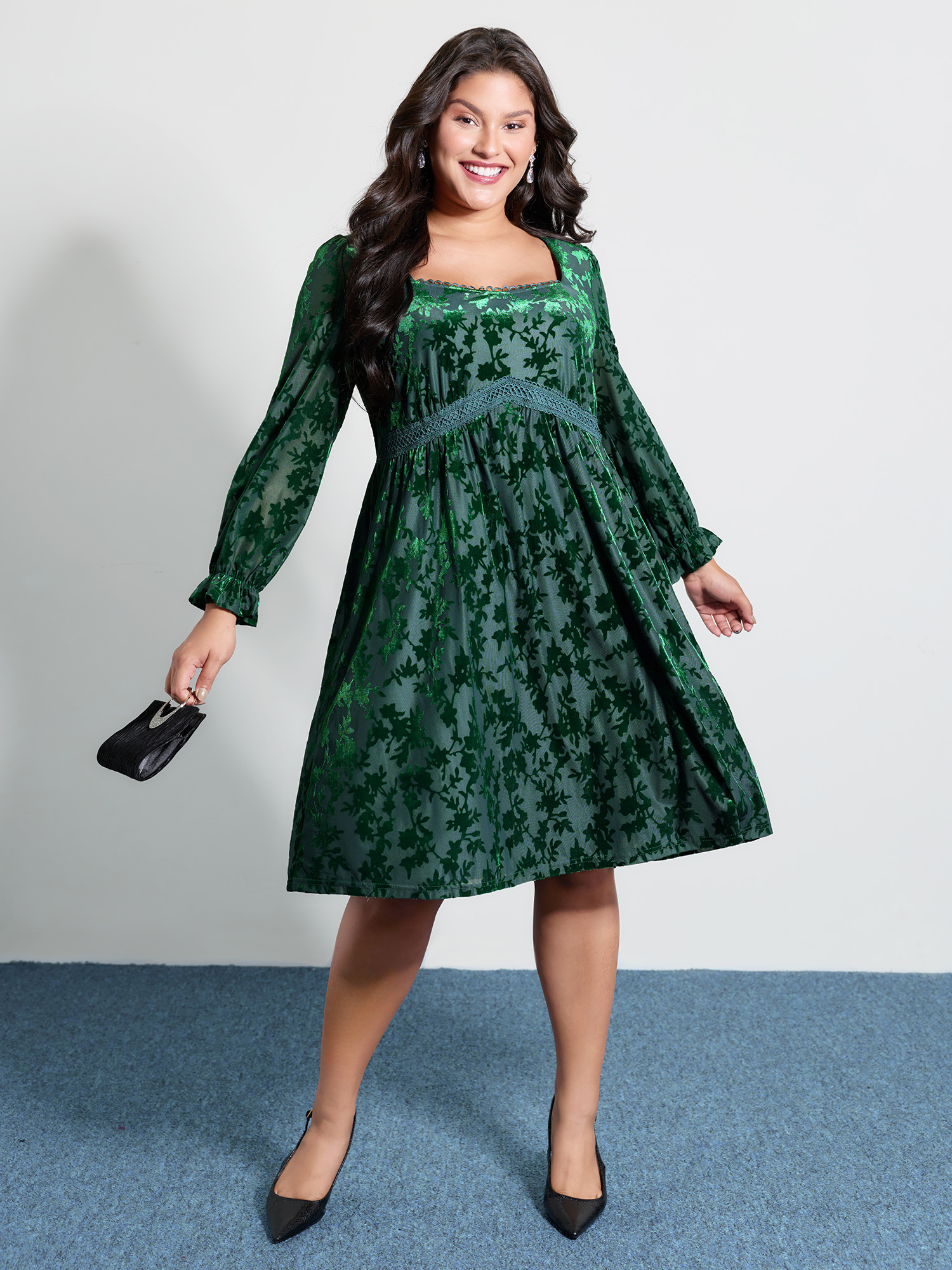 BloomChic Women's Plus Size Velvet Floral Print Lace Pockets Party Dress DarkGreen Party Knee 22-24/3X-image-47543932387498