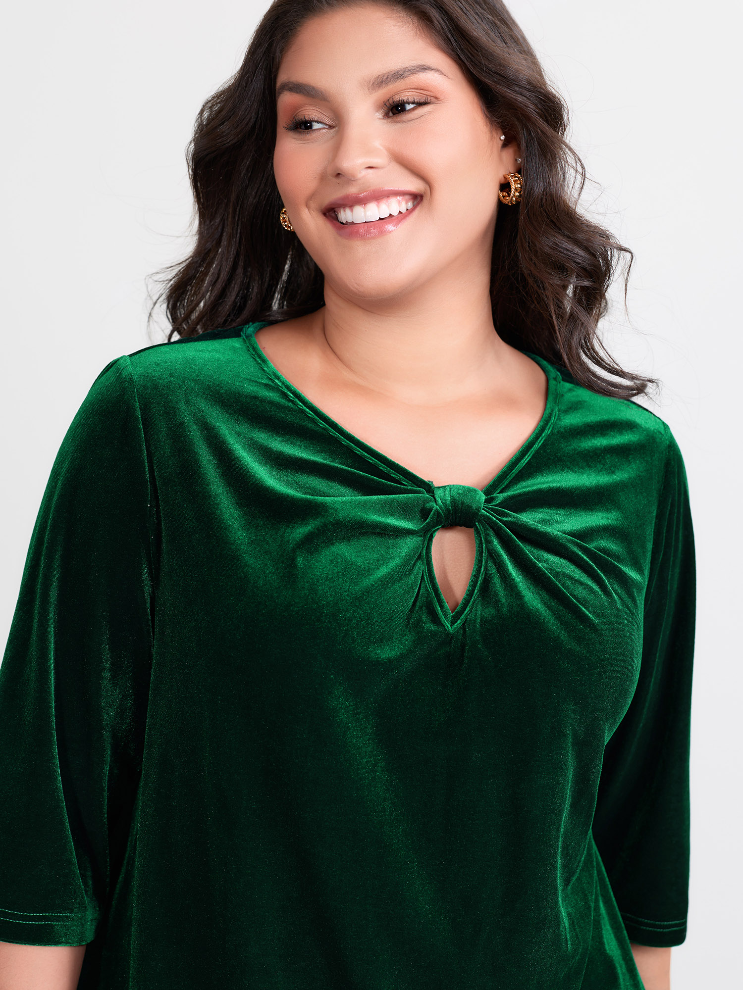BloomChic Women's Plus Size Velvet Twist Neckline Cut-Out Blouse Evergreen Solid Occasion 3/4 Sleeve Keyhole Neck 10/M