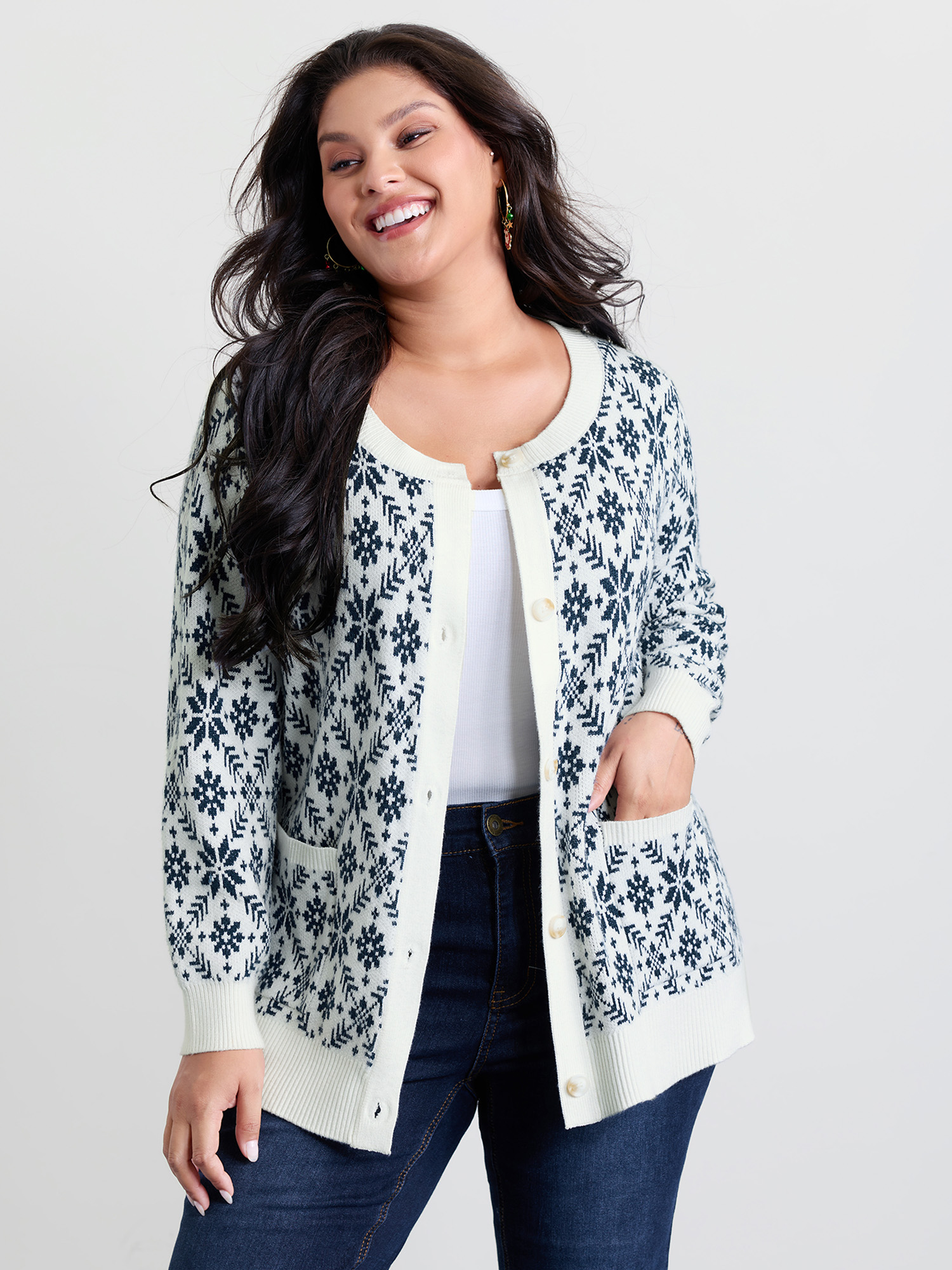 BloomChic Women's Plus Size Supersoft Snowflake Jacquard Pattern Pockets Knit Cardigan Ivory Long Sleeve 10/M