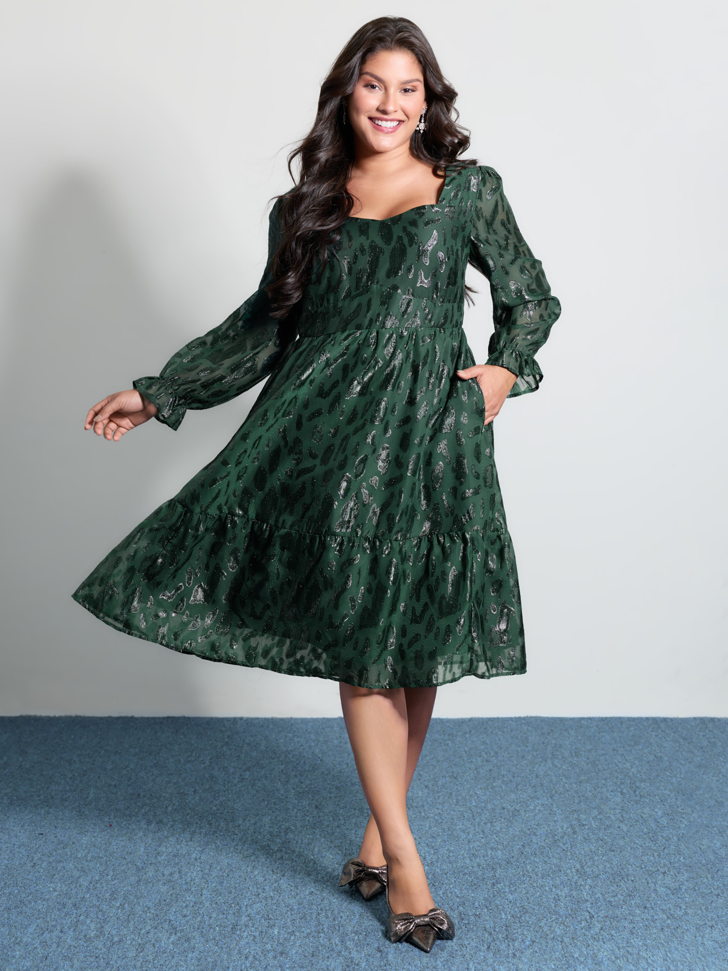 BloomChic Women's Plus Size Textured Shirred Backless Tie Midi Dress DarkGreen Midi Occasion Backless 10/M