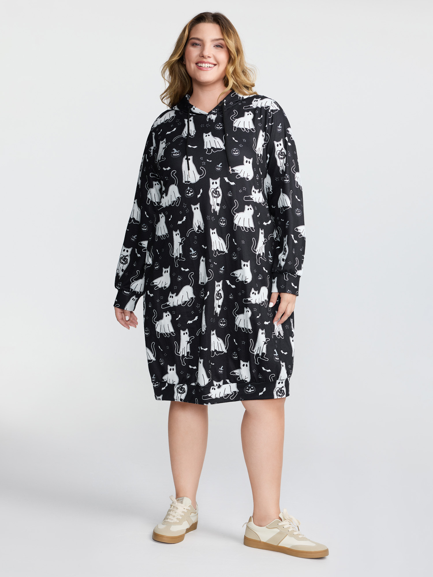 Side view of BloomChic Women's Plus Size Pumpkin Cat Print Hooded Midi Lounge Dress BlackFlower Knee 30/6X