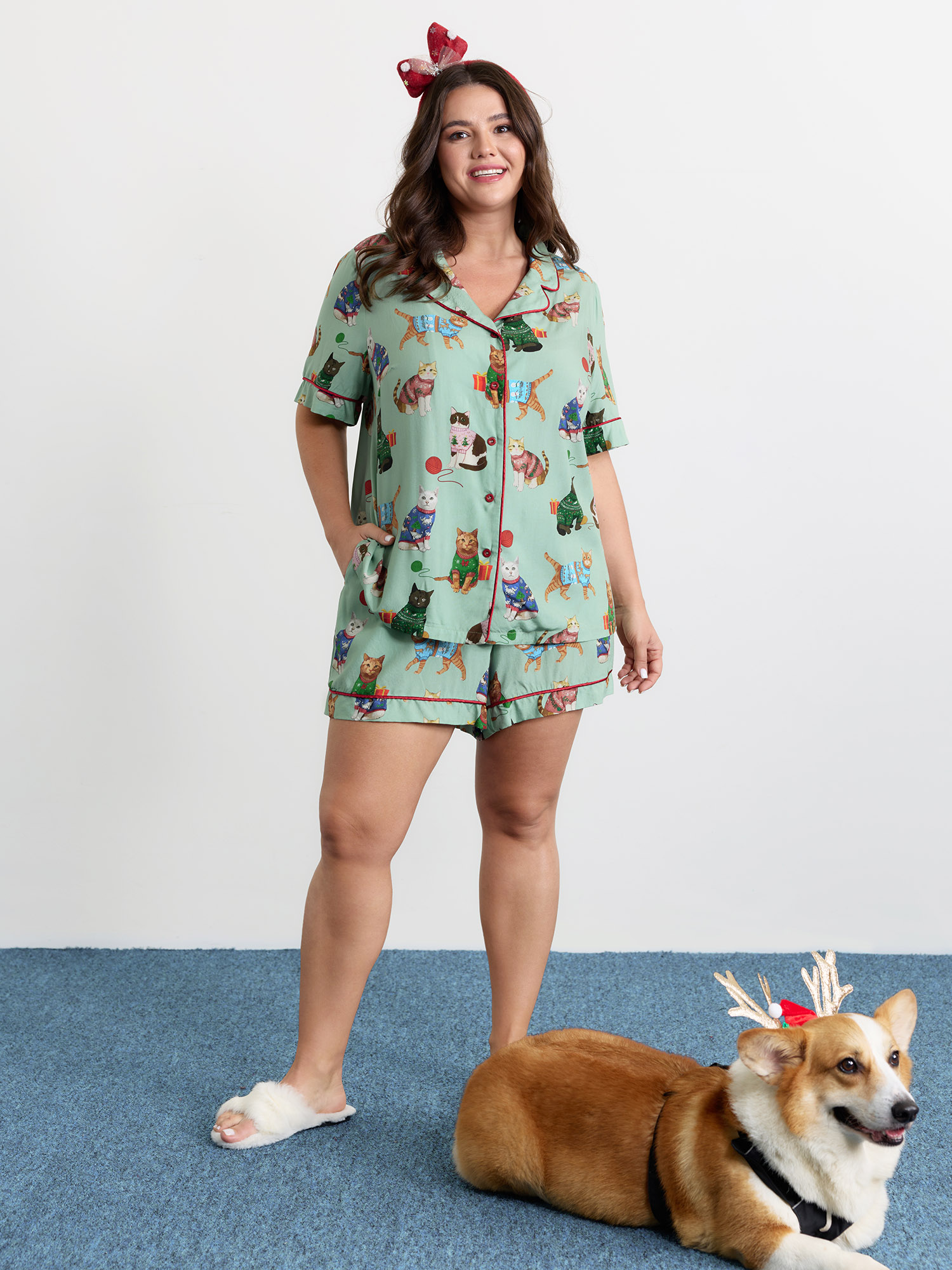 BloomChic Women's Plus Size Holiday Cats Print Color Contrast Pajama Set Multicolor Christmas 28/5X-image-47554298445994
