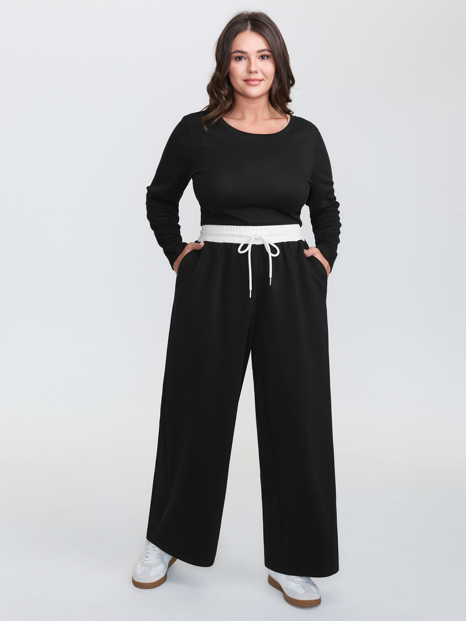 BloomChic Women's Plus Size Supersoft Stretchy Drawstring Wide Waistband Pants Black Wide leg Mid Rise 10/M