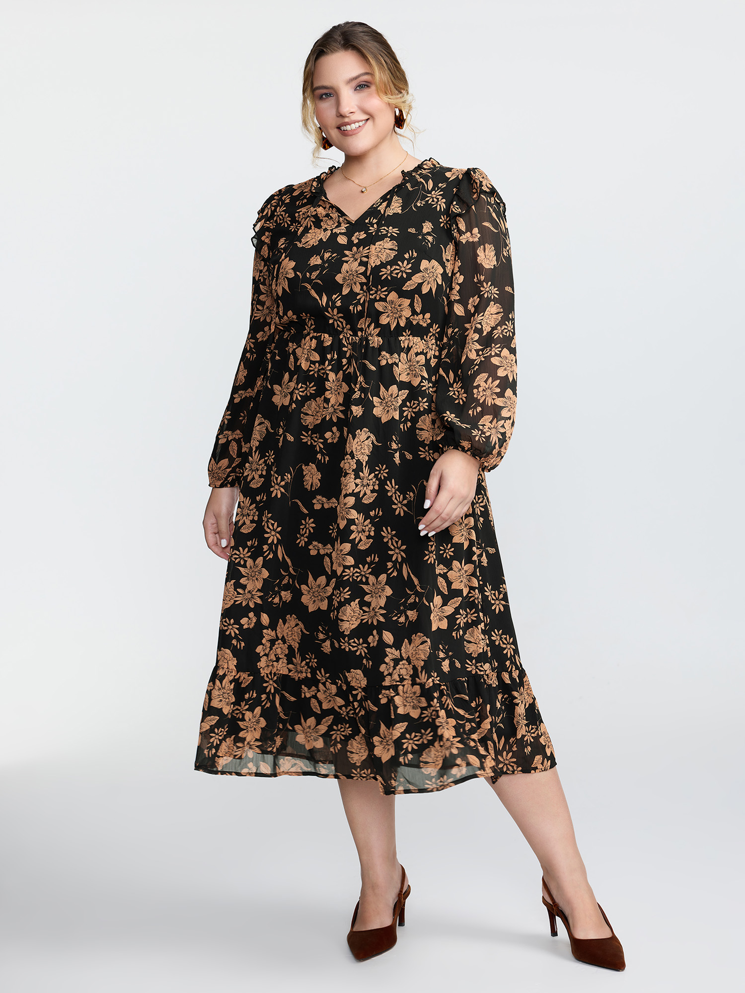 BloomChic Women's Plus Size Chiffon Silhouette Flower Ruffled Midi Dress Black Floral Midi Everyday-Elegant Ruffles 10/M