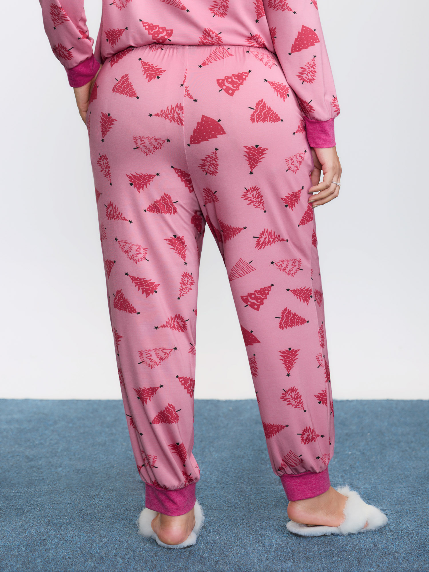 Side view of BloomChic Women's Plus Size Christmas Tree Print Buttons Co-Ord Pajama Set Blush Christmas 14-16/1X