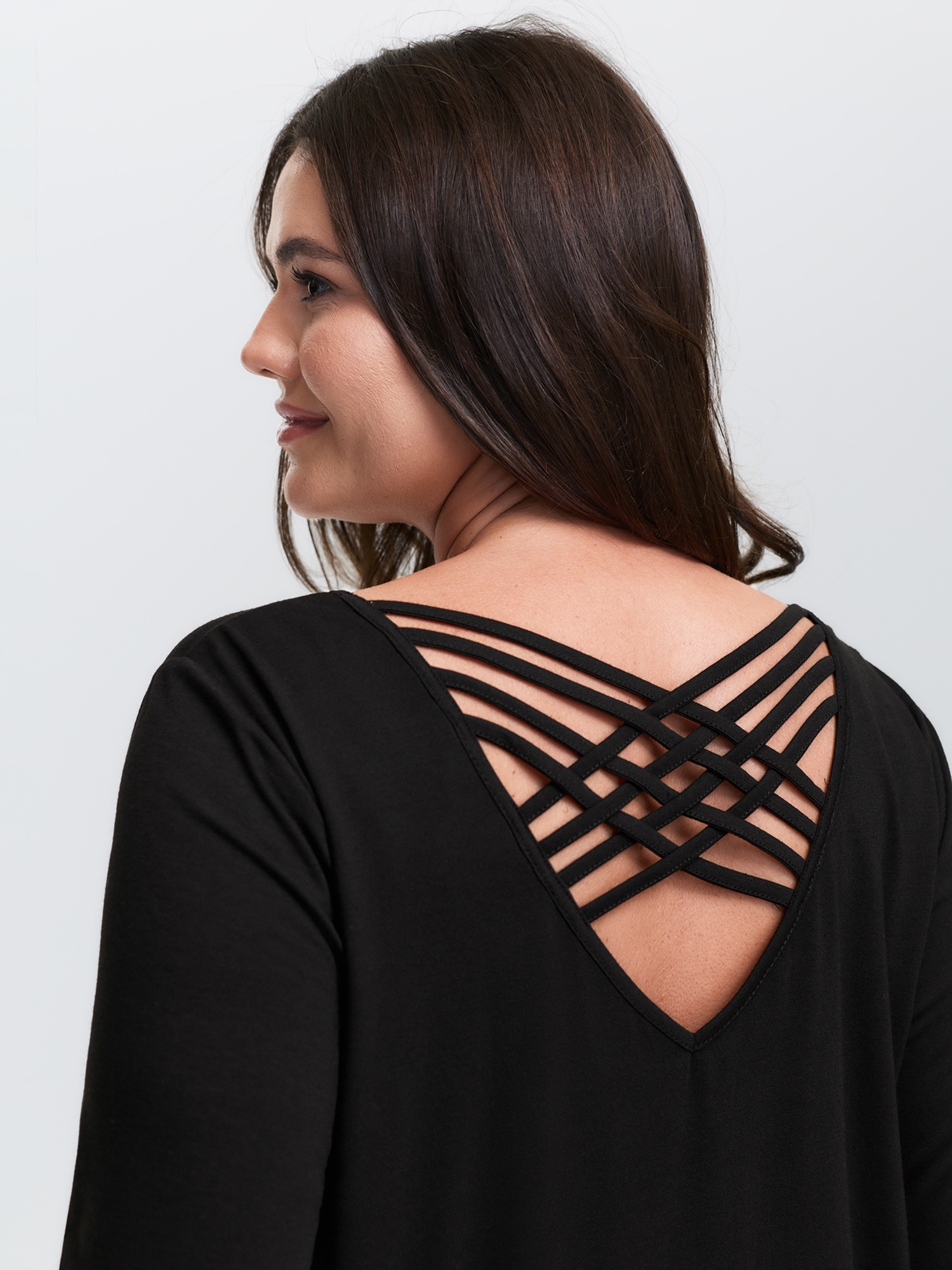 Bloomchic Supersoft Backless Cross-tie T-shirt In Black