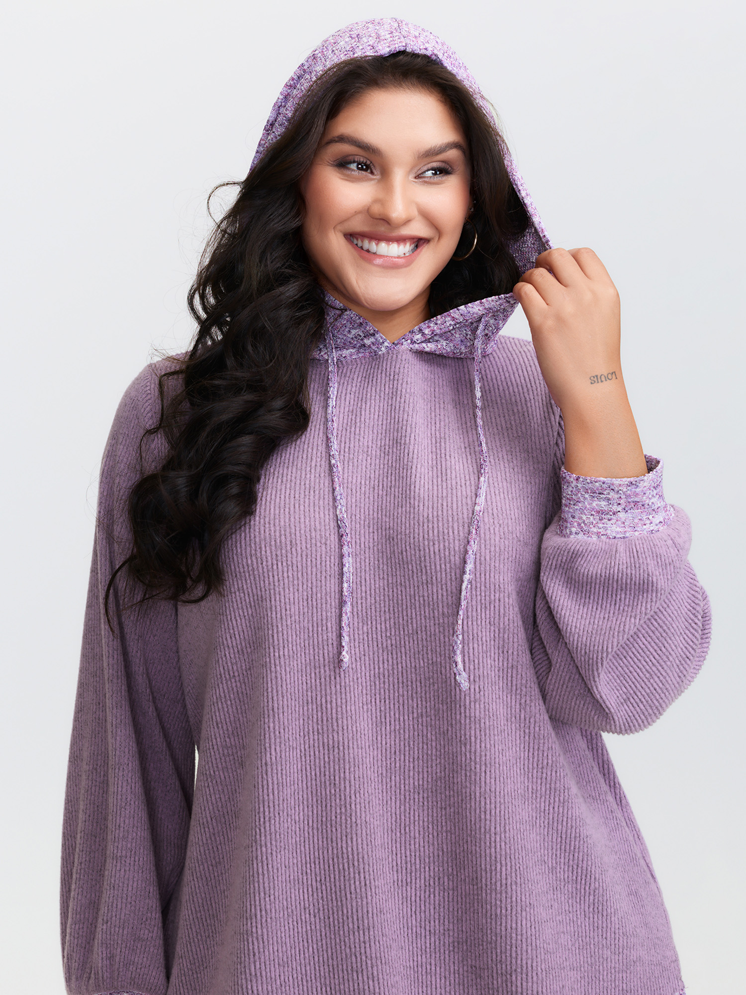 BloomChic Women's Plus Size Textured Stretchy Color Contrast Hoodie Mauve not graphics Everyday-Casual Hooded Neck 10/M