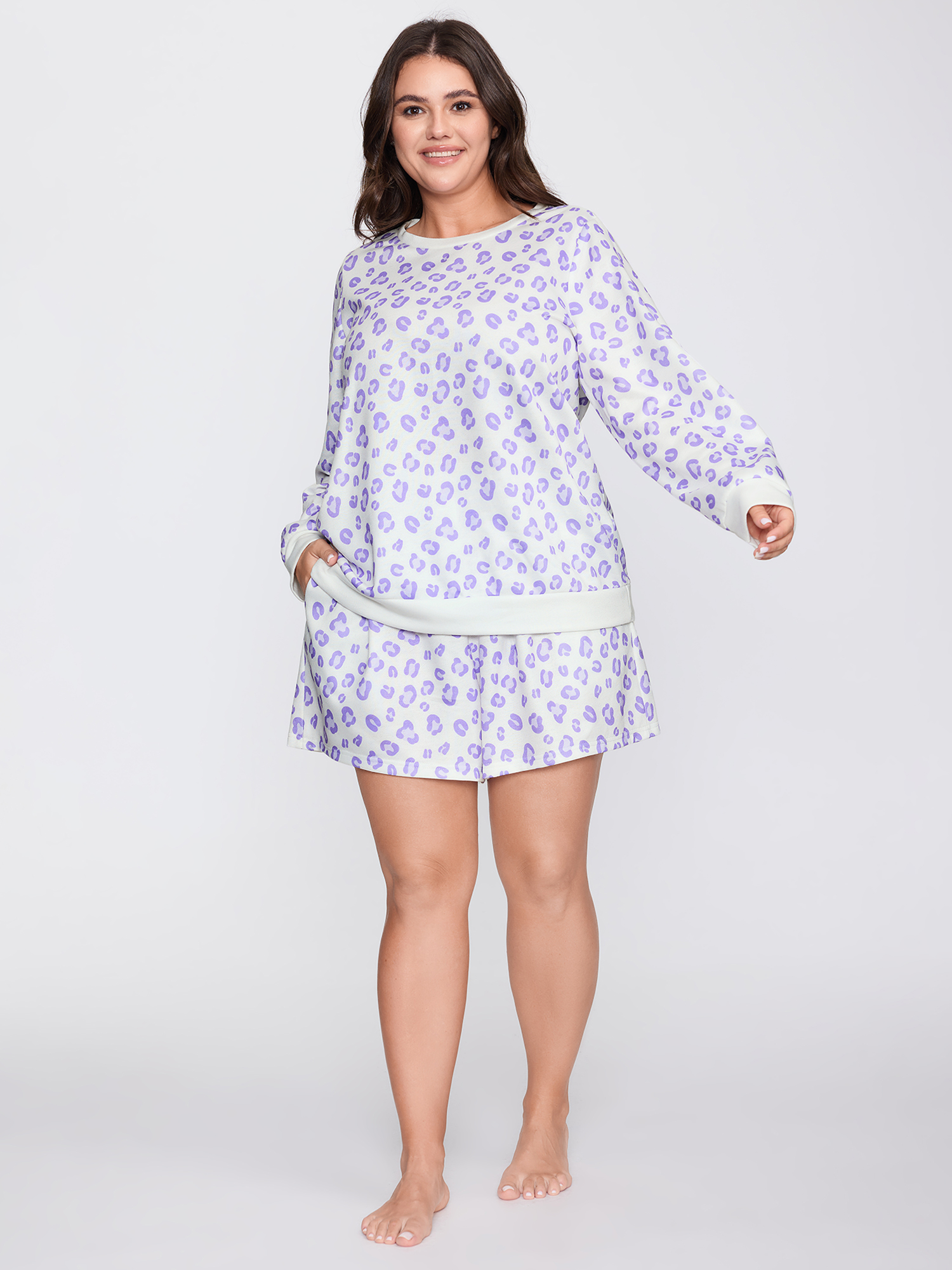Side view of BloomChic Women's Plus Size Cozy Leopard Print Contrast Loungewear Set Originalwhite Animal Motif Long Sleeve Colorblock 30/6X