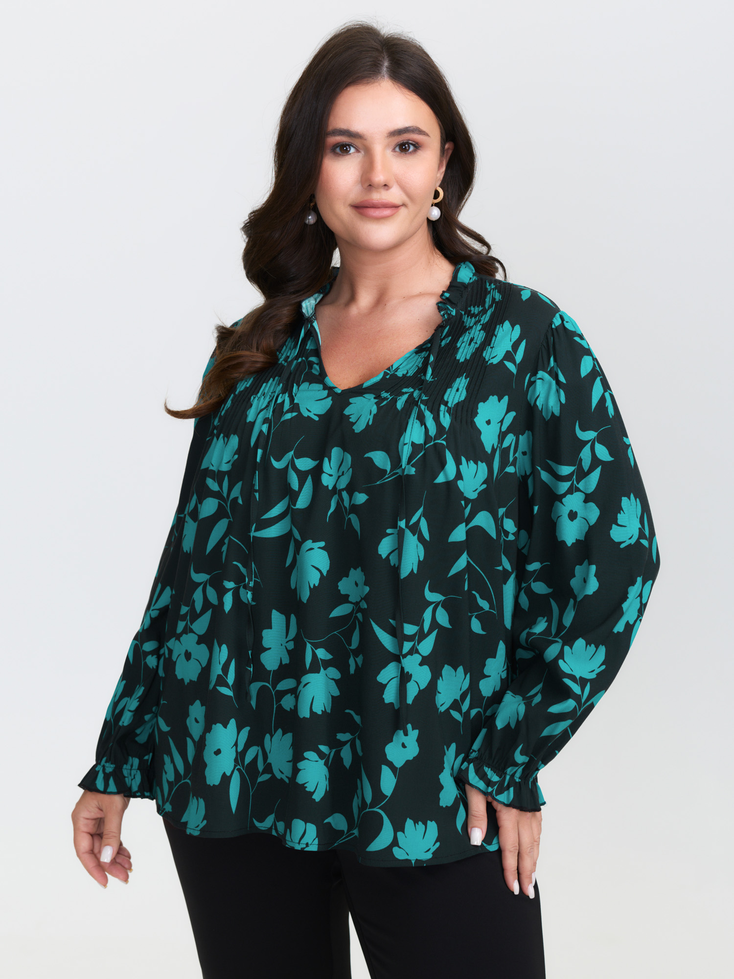 BloomChic Women's Plus Size Flower Silhouette Neck-Tie Blouse Aegean Floral Everyday-Elegant Extra Long Sleeve 10/M