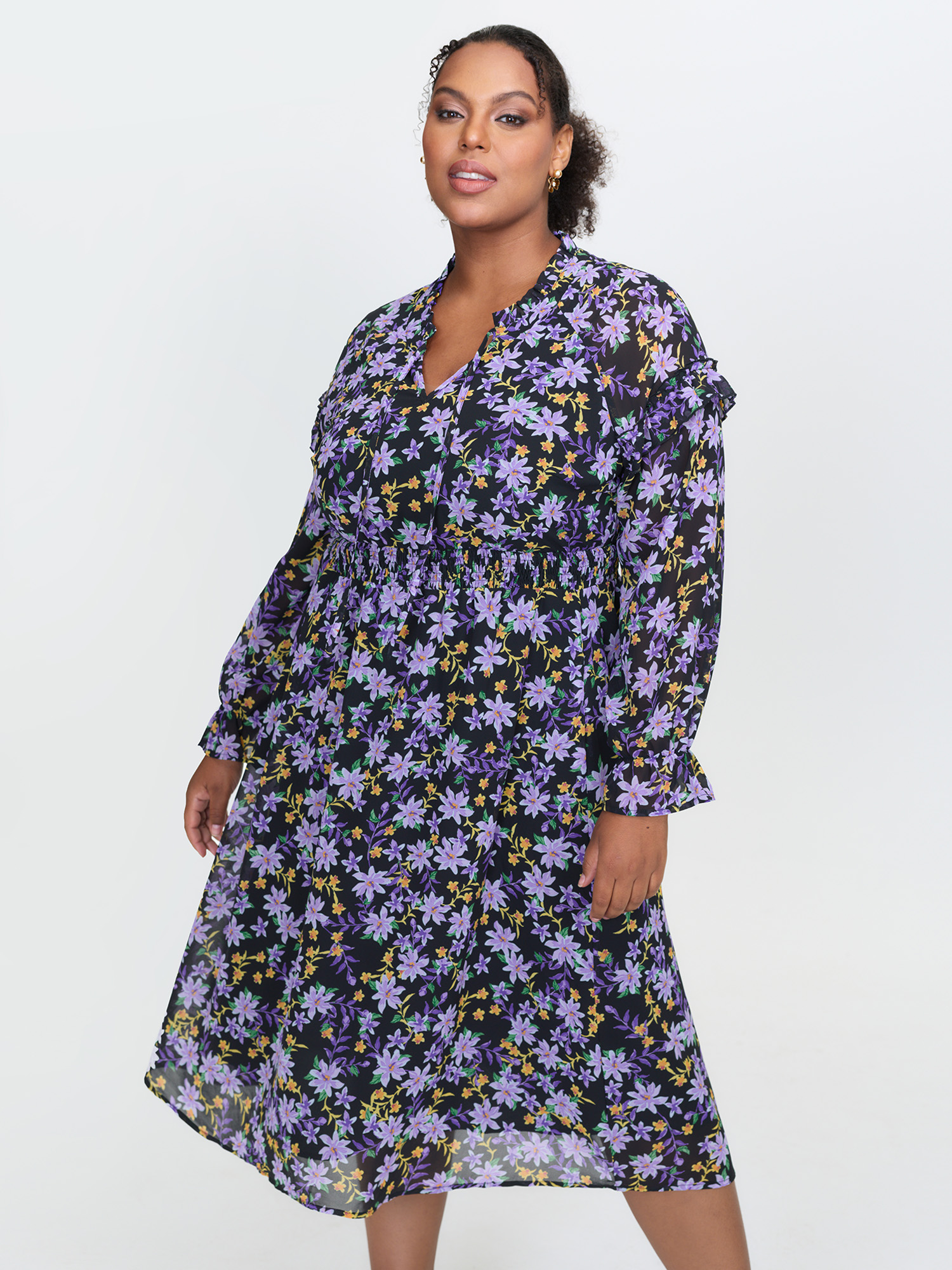 BloomChic Women's Plus Size Chiffon Floral Print Ruffled Midi Dress Black Floral Midi Everyday-Elegant Ruffles 10/M