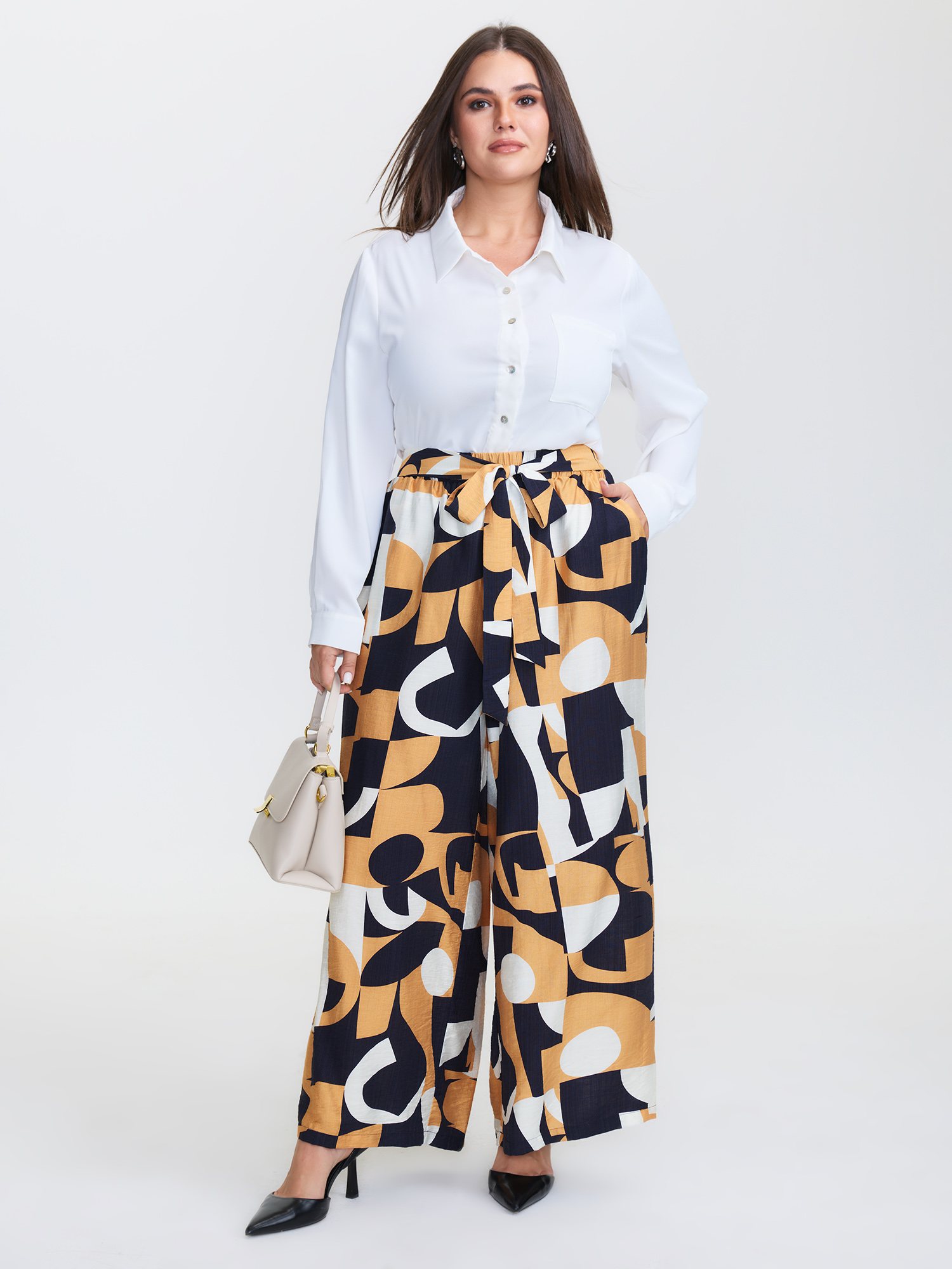 BloomChic Women's Plus Size Abstract Print Belted Wide-Leg Pants Multicolor Geometric Wide leg Mid Rise 10/M
