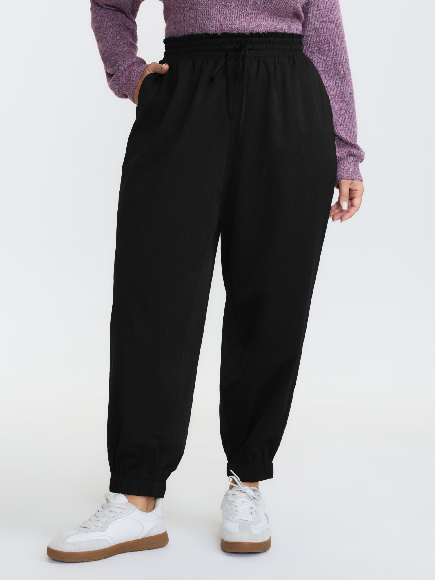 BloomChic Women's Plus Size Ruffled Waist Drawstring Tapered Pants Black Solid Jogger Mid Rise 10/M