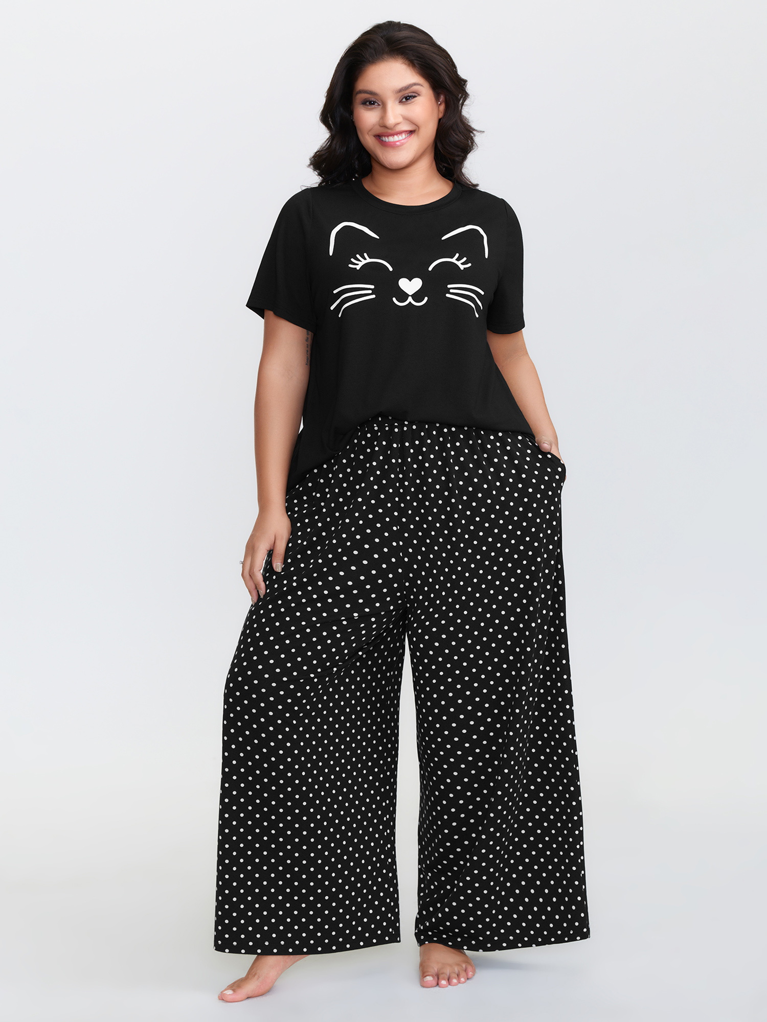 BloomChic Women's Plus Size Cute Cat Polka Dots Print Sleepwear Set Black 12/L-image-47605302689962
