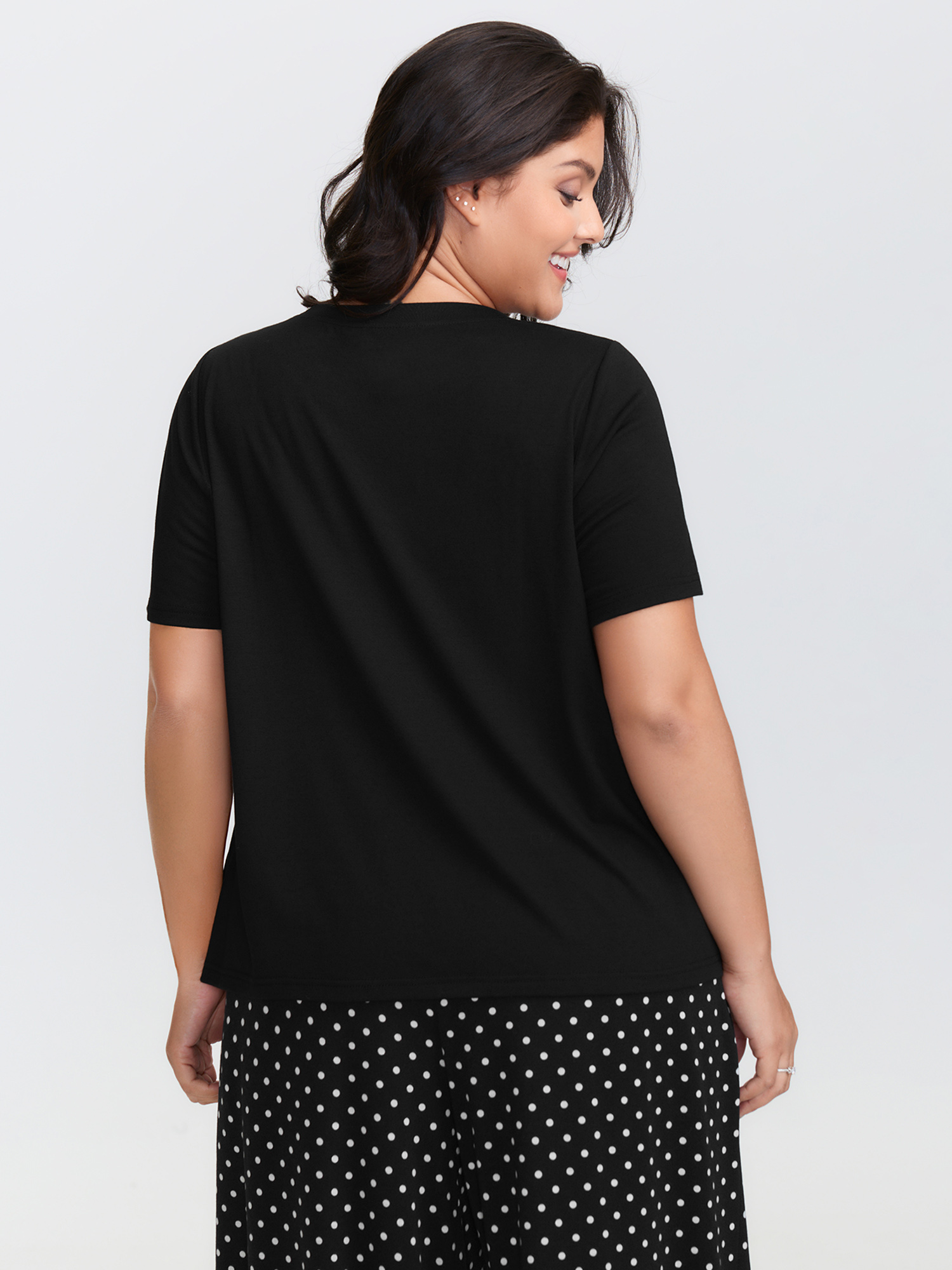 Side view of BloomChic Women's Plus Size Cute Cat Polka Dots Print Sleepwear Set Black 30/6X