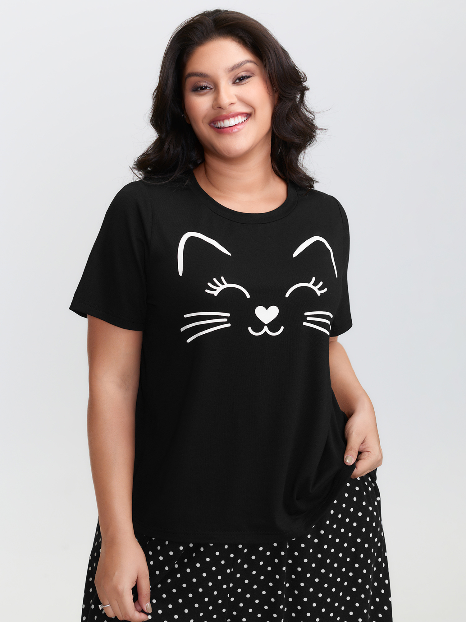 Side view of BloomChic Women's Plus Size Cute Cat Polka Dots Print Sleepwear Set Black 30/6X