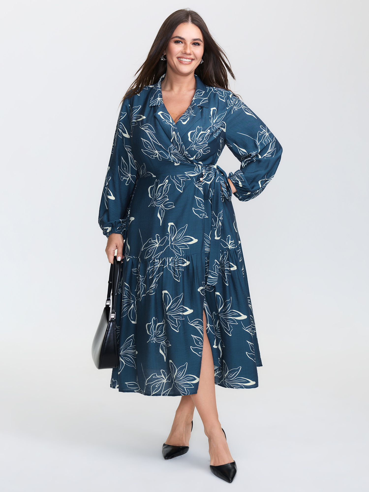 BloomChic Women's Plus Size Silhouette Flower Print Wrap Neck Midi Dress Indigo Floral Midi Office 30/6X