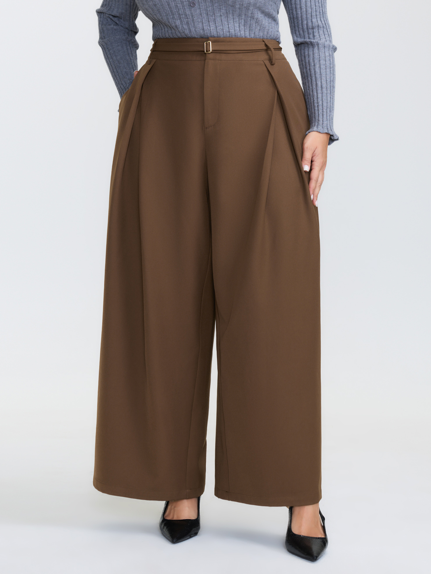 BloomChic Women's Plus Size Belted Side Pleated Adjustable Pants Yellowishbrown Wide leg Mid Rise 10/M
