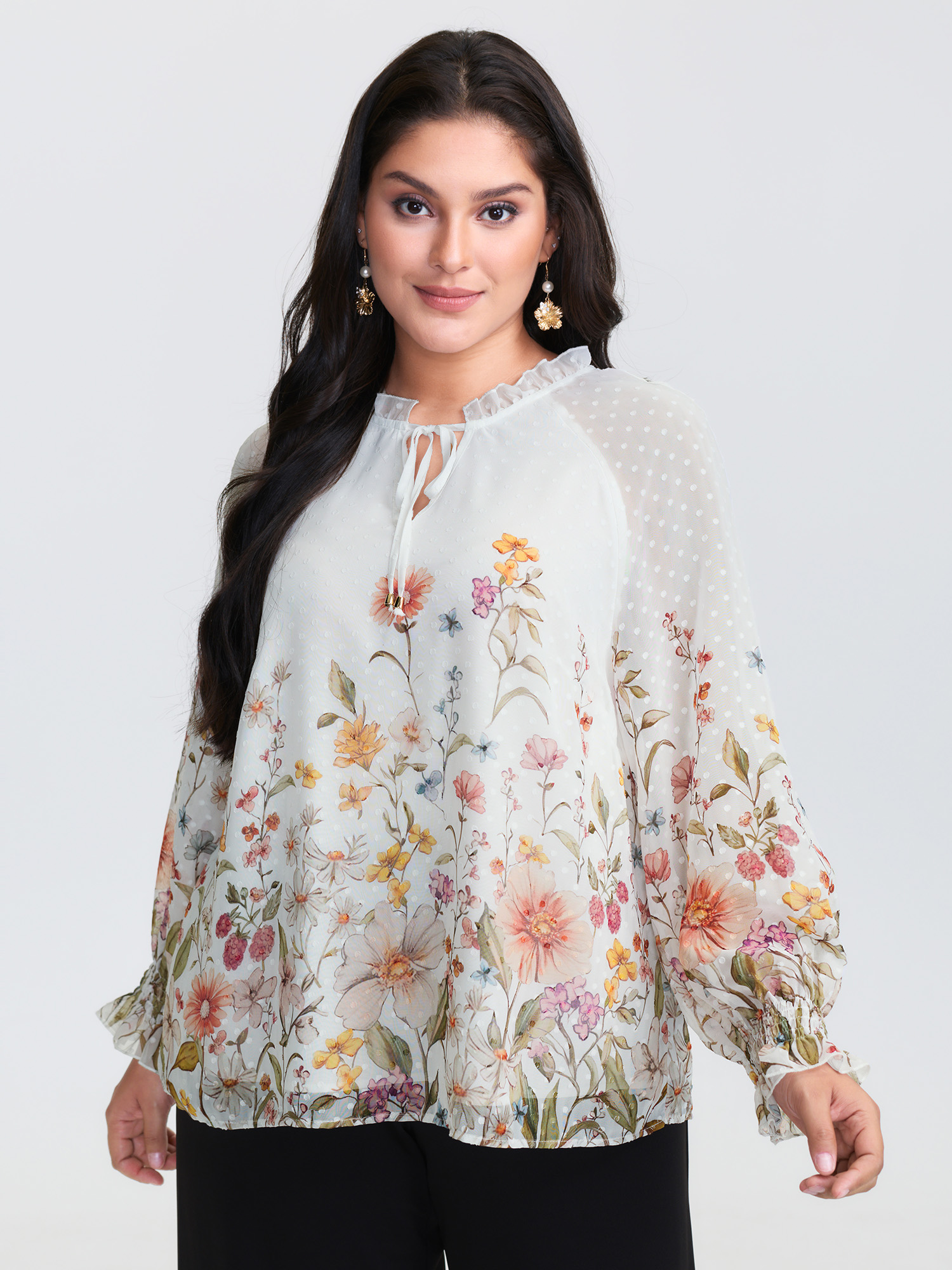 BloomChic Women's Plus Size Floral Print Textured Ruffled Neckline Blouse Ivory Floral Everyday-Elegant Long Sleeve Ruffle Trim Neck 10/M