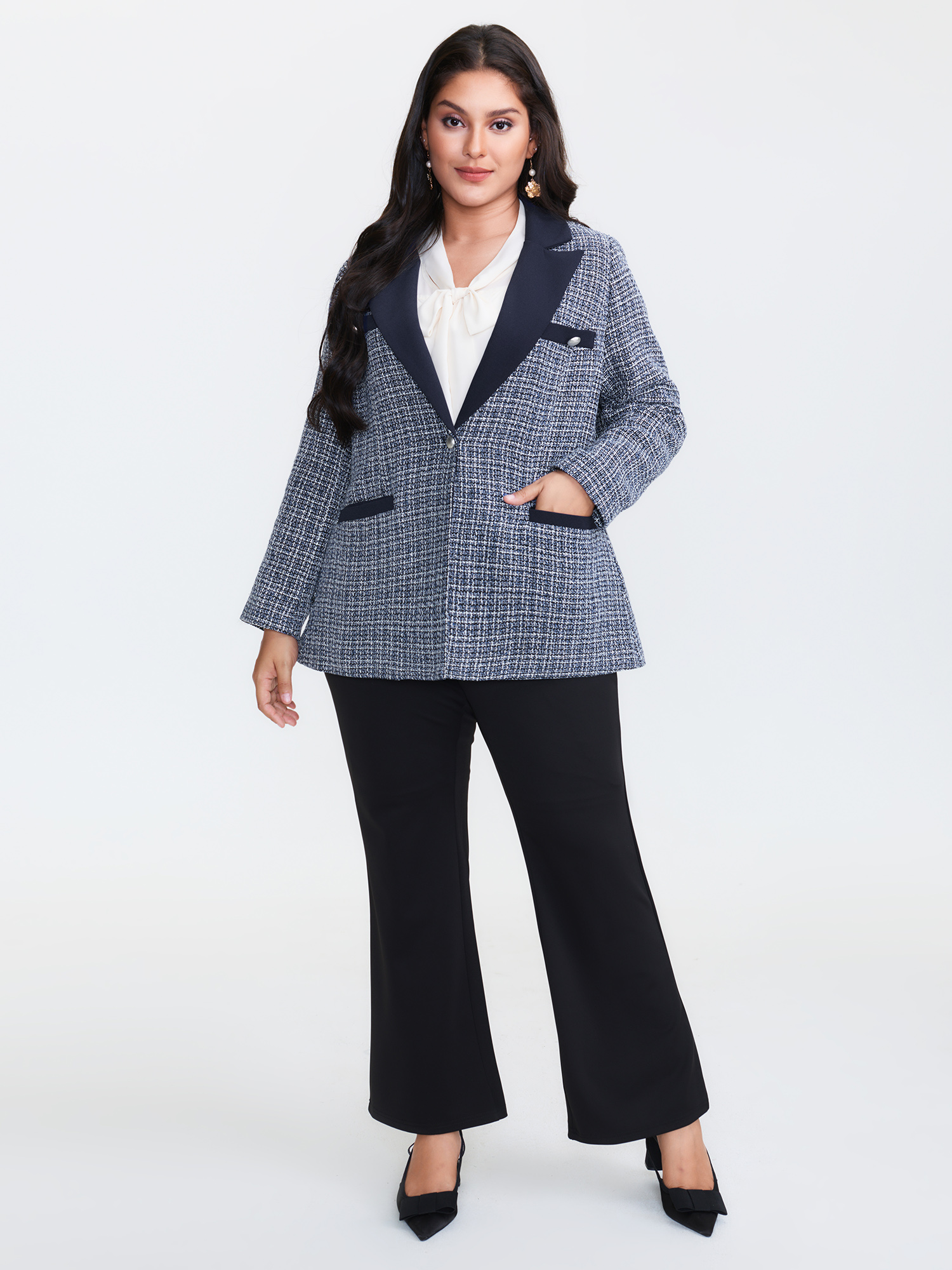 Side view of BloomChic Women's Plus Size Tweed Color Contrast Blazer DarkBlue Patchwork Sleeve Long Sleeve 26/4X