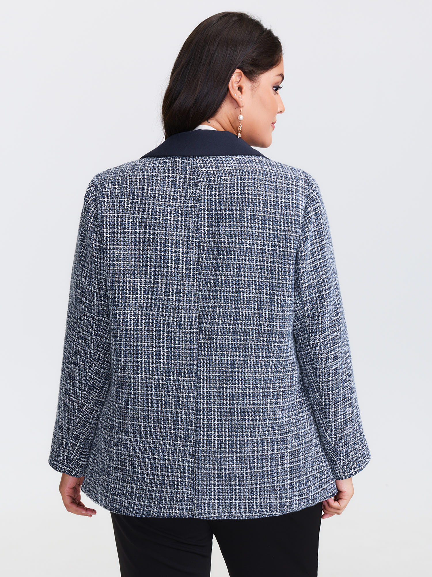 Side view of BloomChic Women's Plus Size Tweed Color Contrast Blazer DarkBlue Patchwork Sleeve Long Sleeve 26/4X
