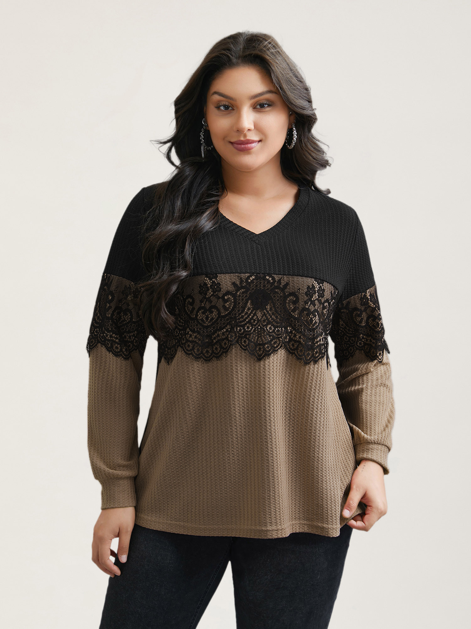 BloomChic Women's Plus Size Crochet Lace Mesh Contrast Patchwork Top LightBrown Long Sleeve Everyday-Casual V-Neck 12/L