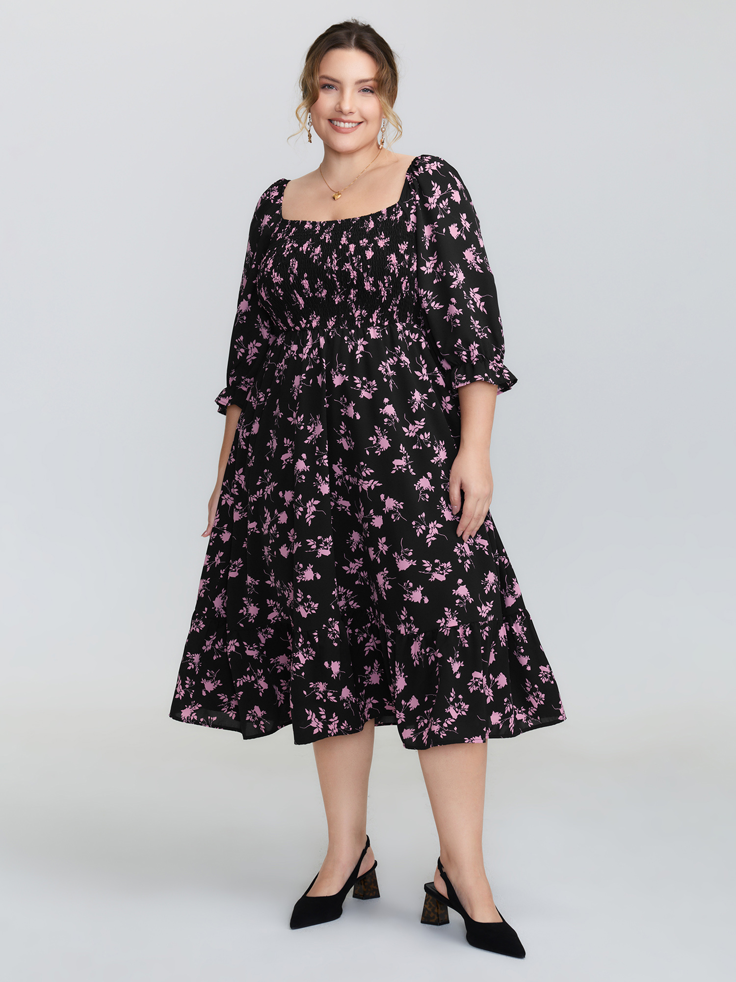 BloomChic Women's Plus Size Silhouette Flower Print Shirred Stretchy Waist Midi Dress Black Floral Midi Everyday-Elegant Shirred 10/M