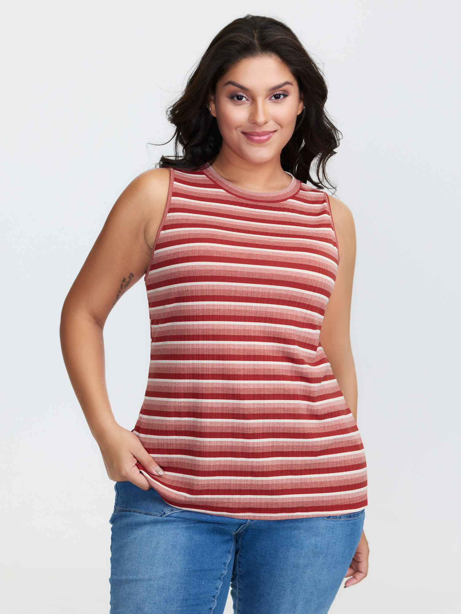 BloomChic Women's Plus Size Stretchy Ribbed Crew Neckline Fitted Tank Top Scarlet Everyday-Casual S-line 10/M