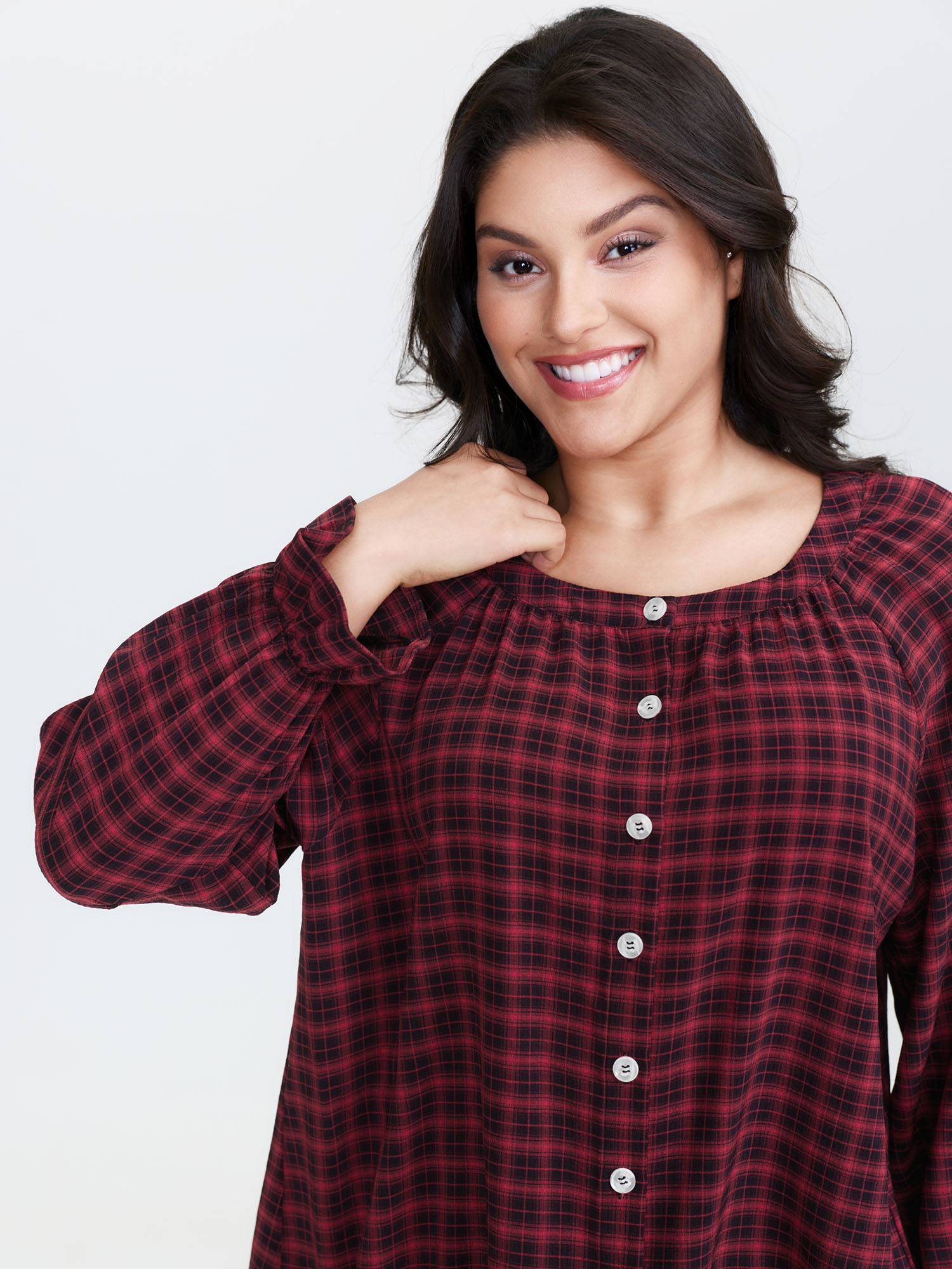 Side view of BloomChic Women's Plus Size Gingham Print Ruffled Hem Co-Ord Pajama Set Multicolor not graphics 18-20/2X